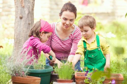 Back garden landscaping ideas for Plumstead homes